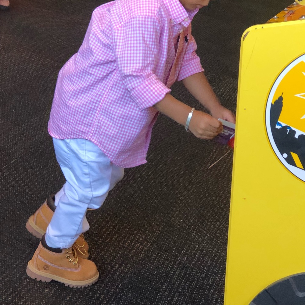 Meet your Posher, Diana